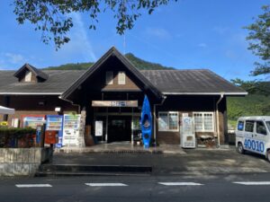 四万十ひろば カヌー館 オートキャンプ場の管理棟